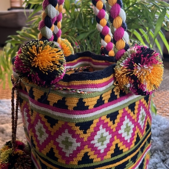 New Wayuu handmade bag - Picture 3 of 6